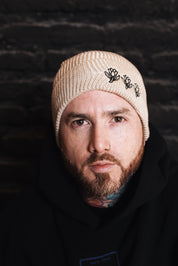 Gorro Beanie Medium Three Roses Crema | Nanai.tatu