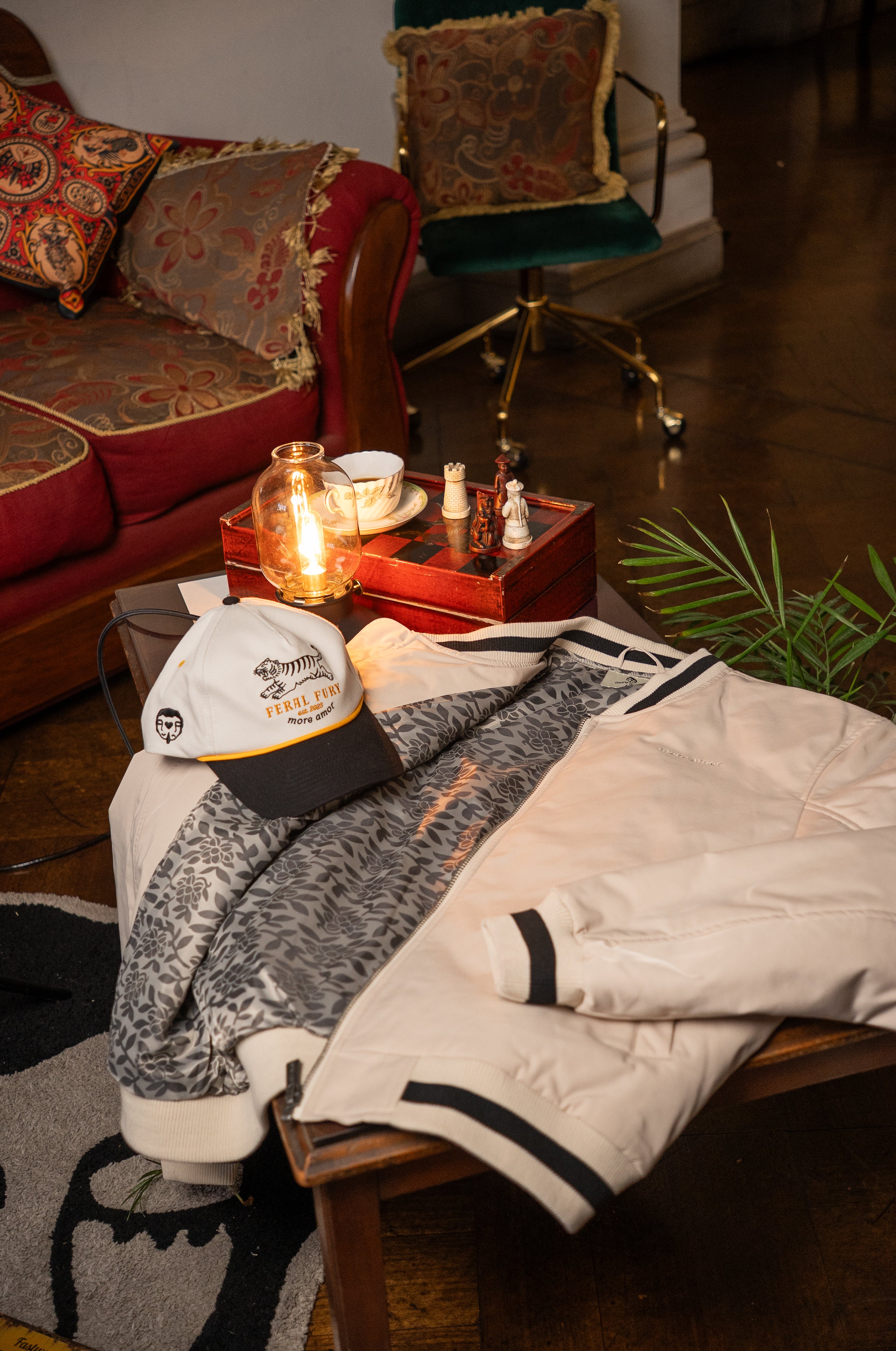 Bomber Jacket Floral Pattern Ecru | Cata Ciro