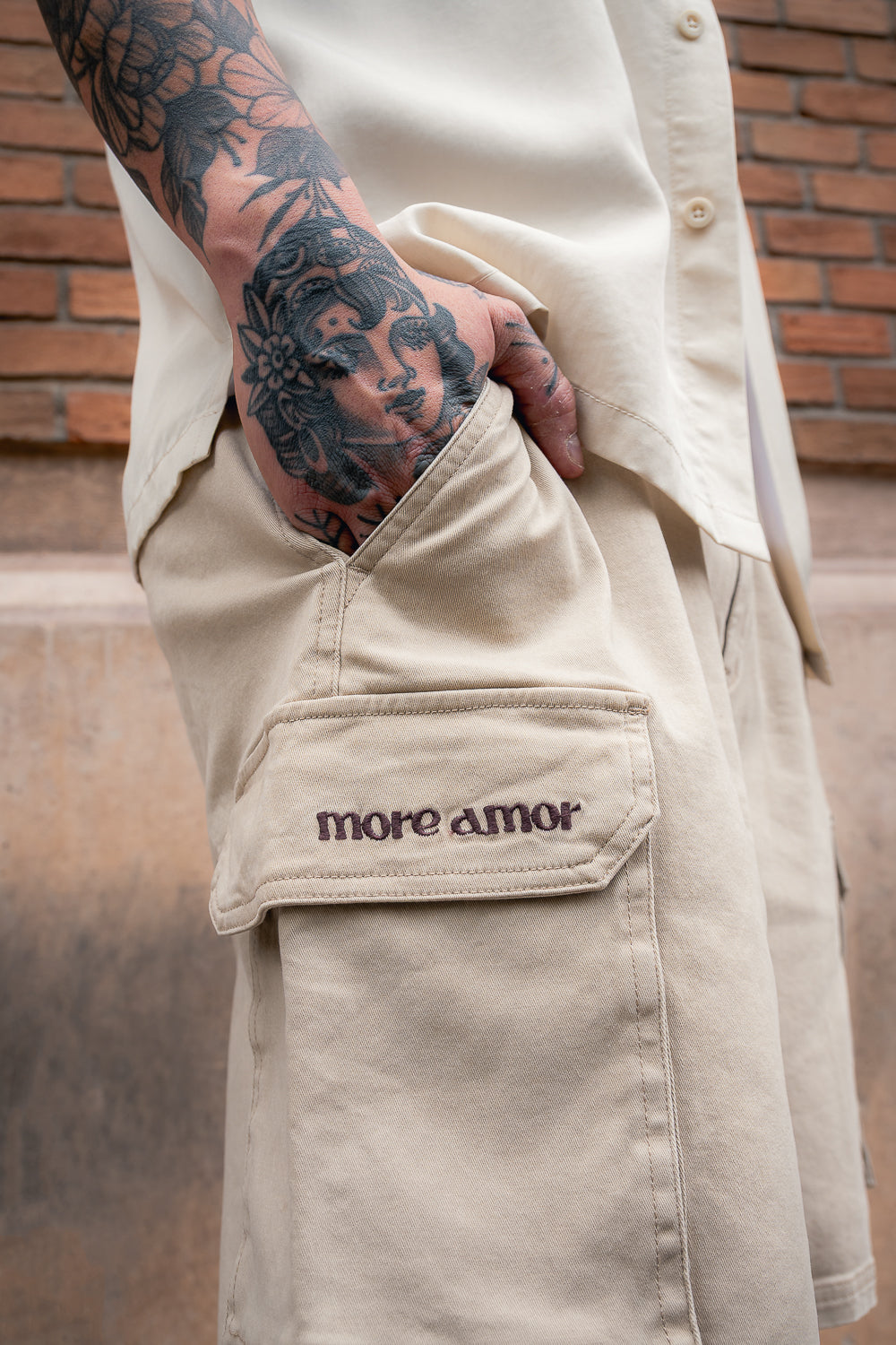 Short Cargo Ecru | More Amor