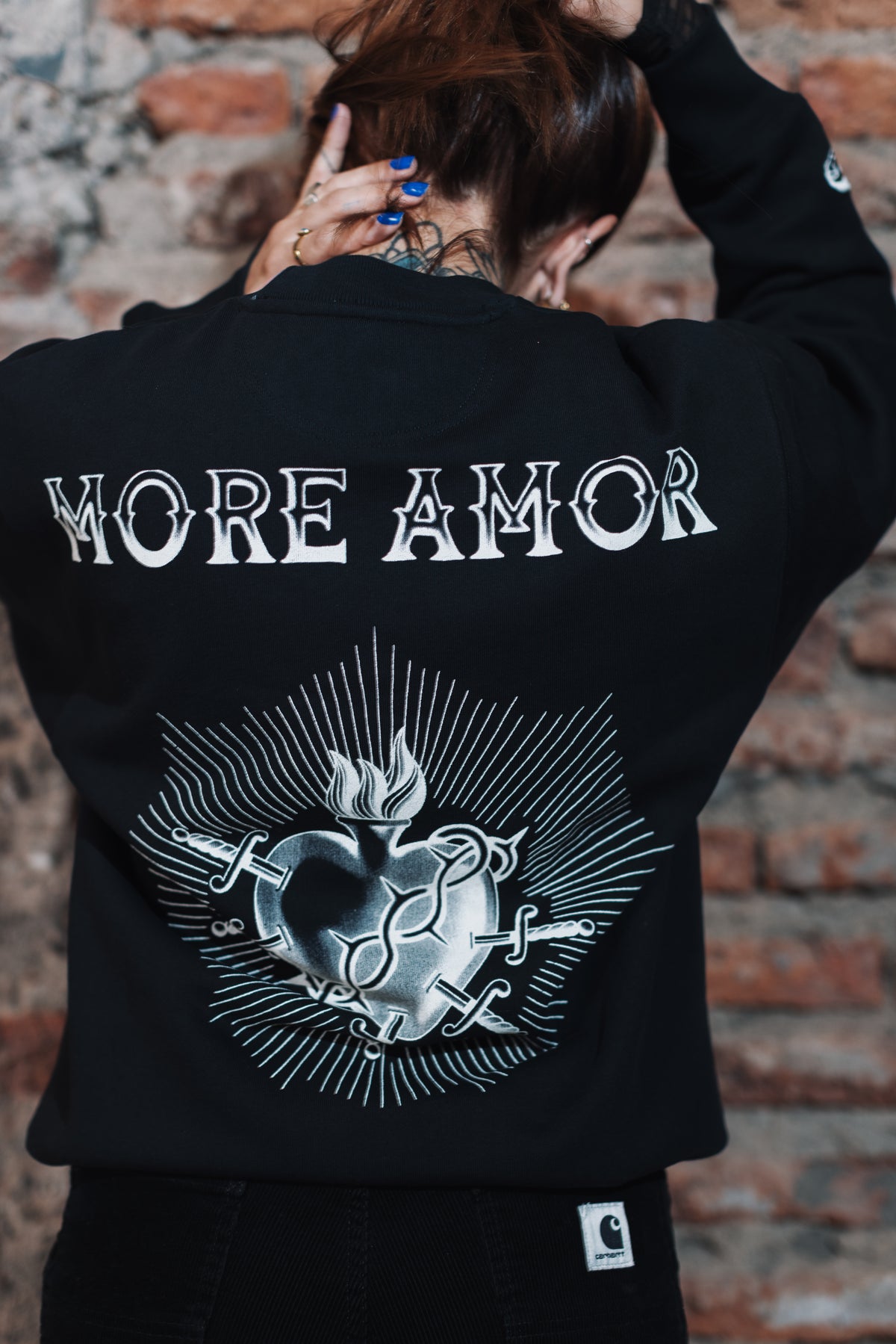 Polerón Crewneck sin Gorro Mujer Sacred Heart Negro | Felipe Nuche