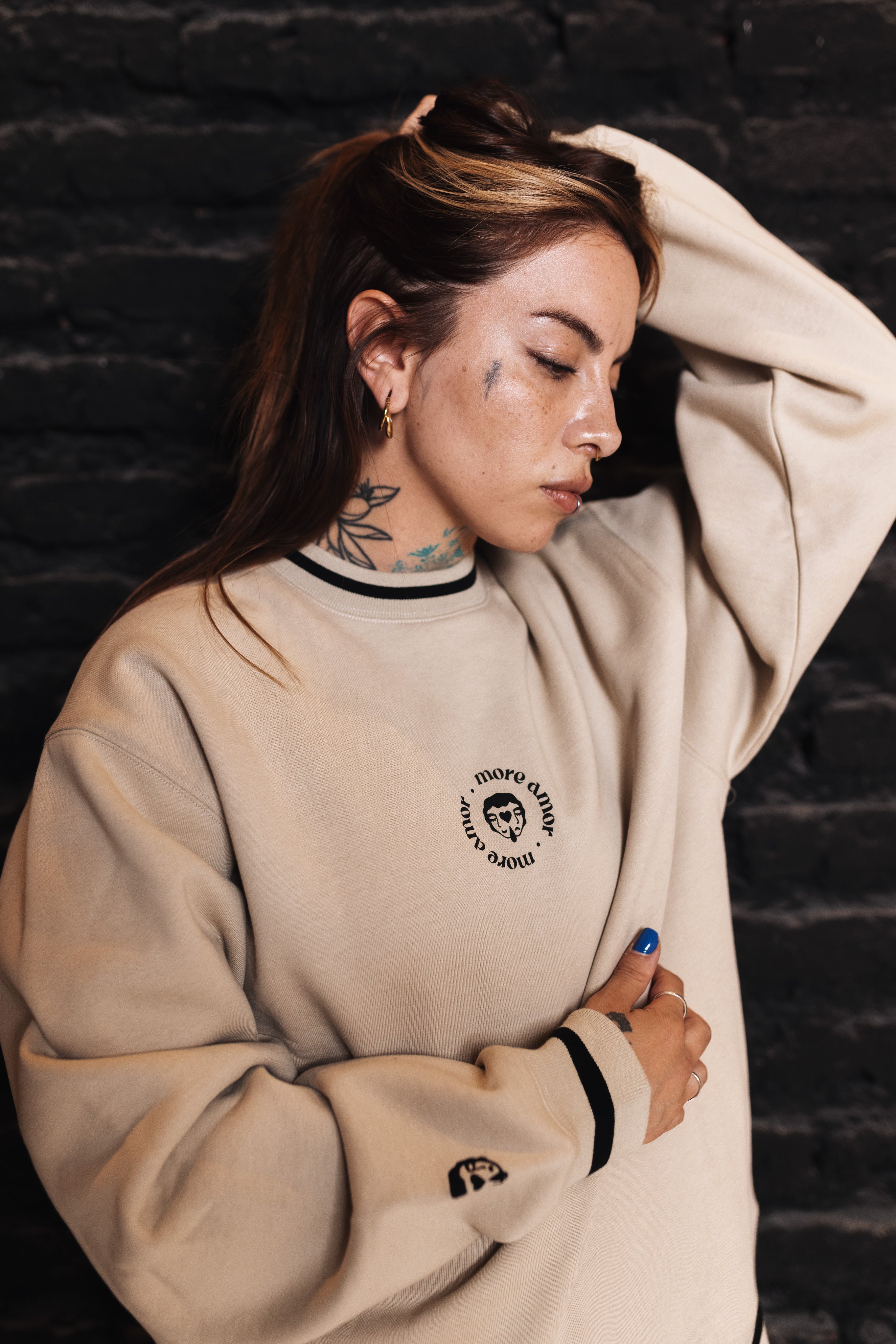 Polerón Crewneck sin Gorro Ecru | More Amor