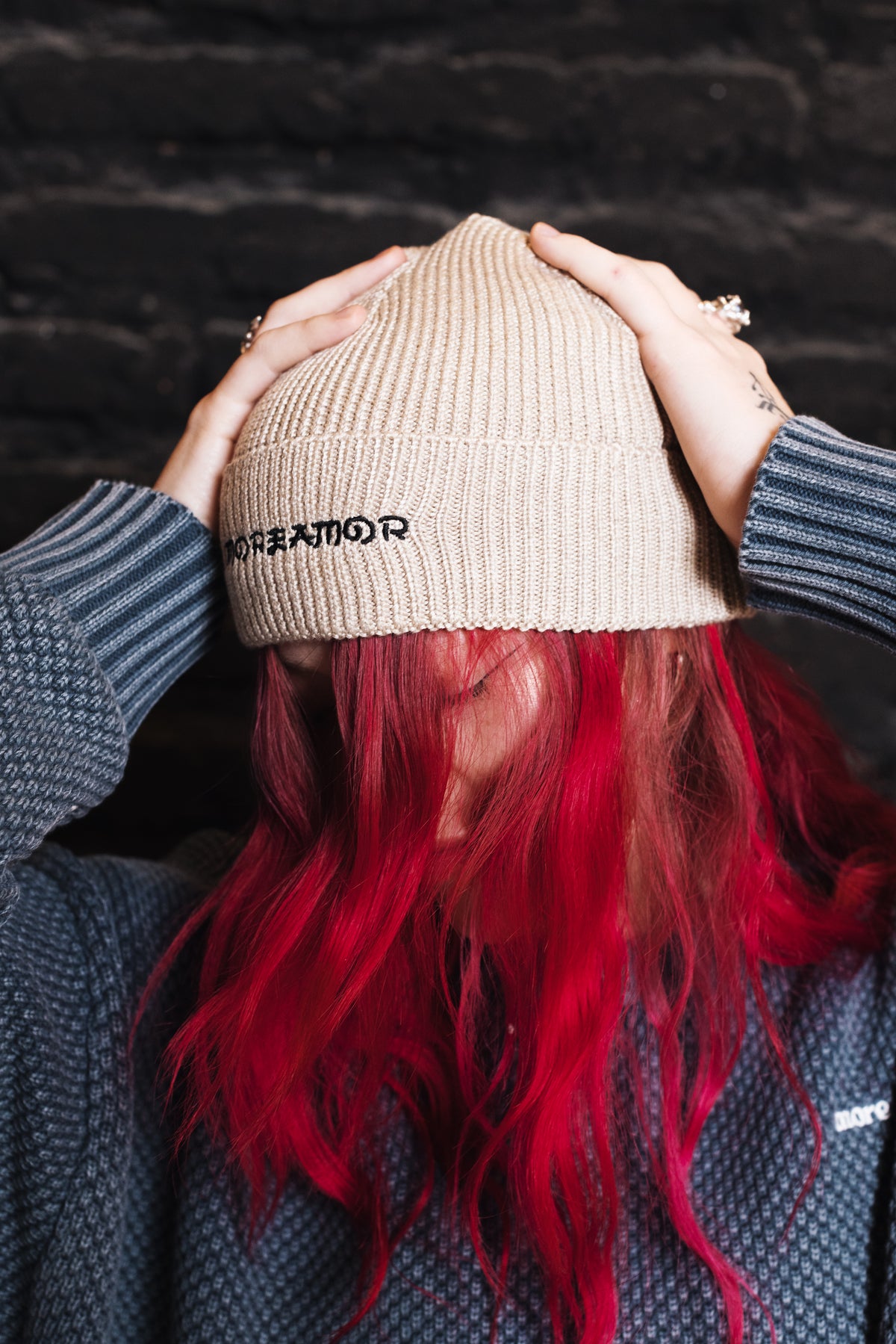 Gorro Beanie Low Crema Mujer | More Amor