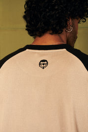Polera Waffle Raglan Ecru&Negra | more amor