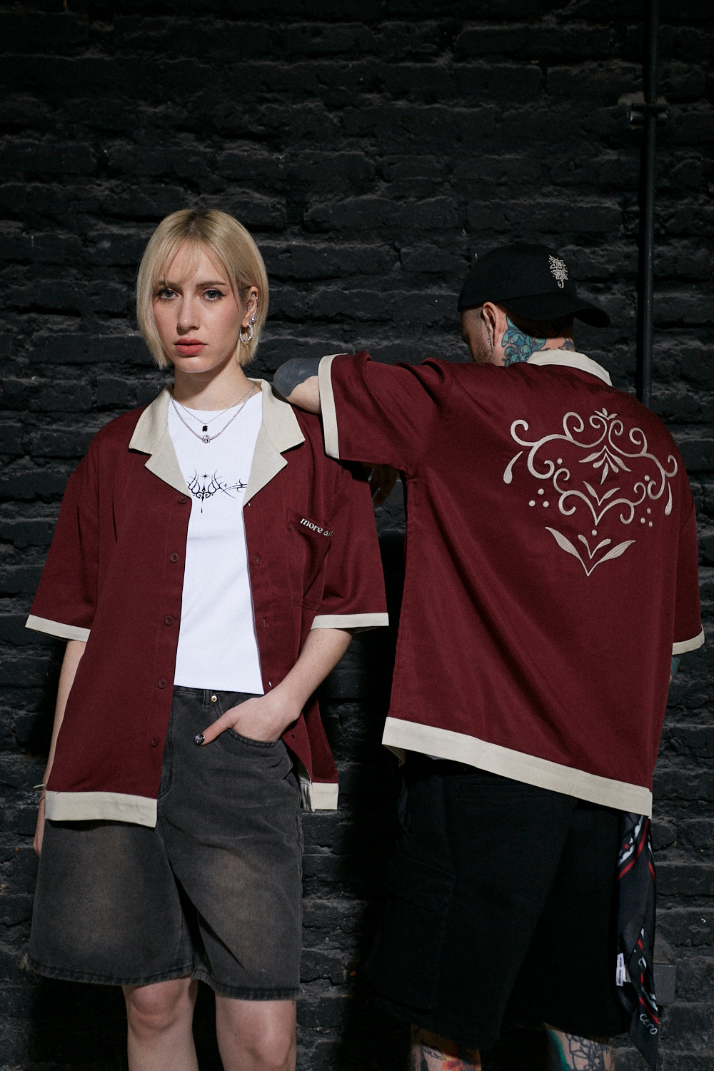 Camisa Ornaments Burdeo | Cerotatuajes