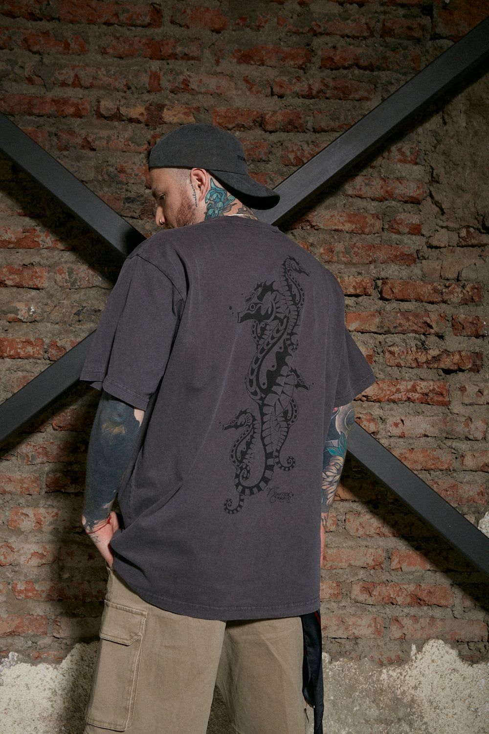 Polera Manga Corta 250gr Hombre SeaHorse Gris | Francisco Chaone