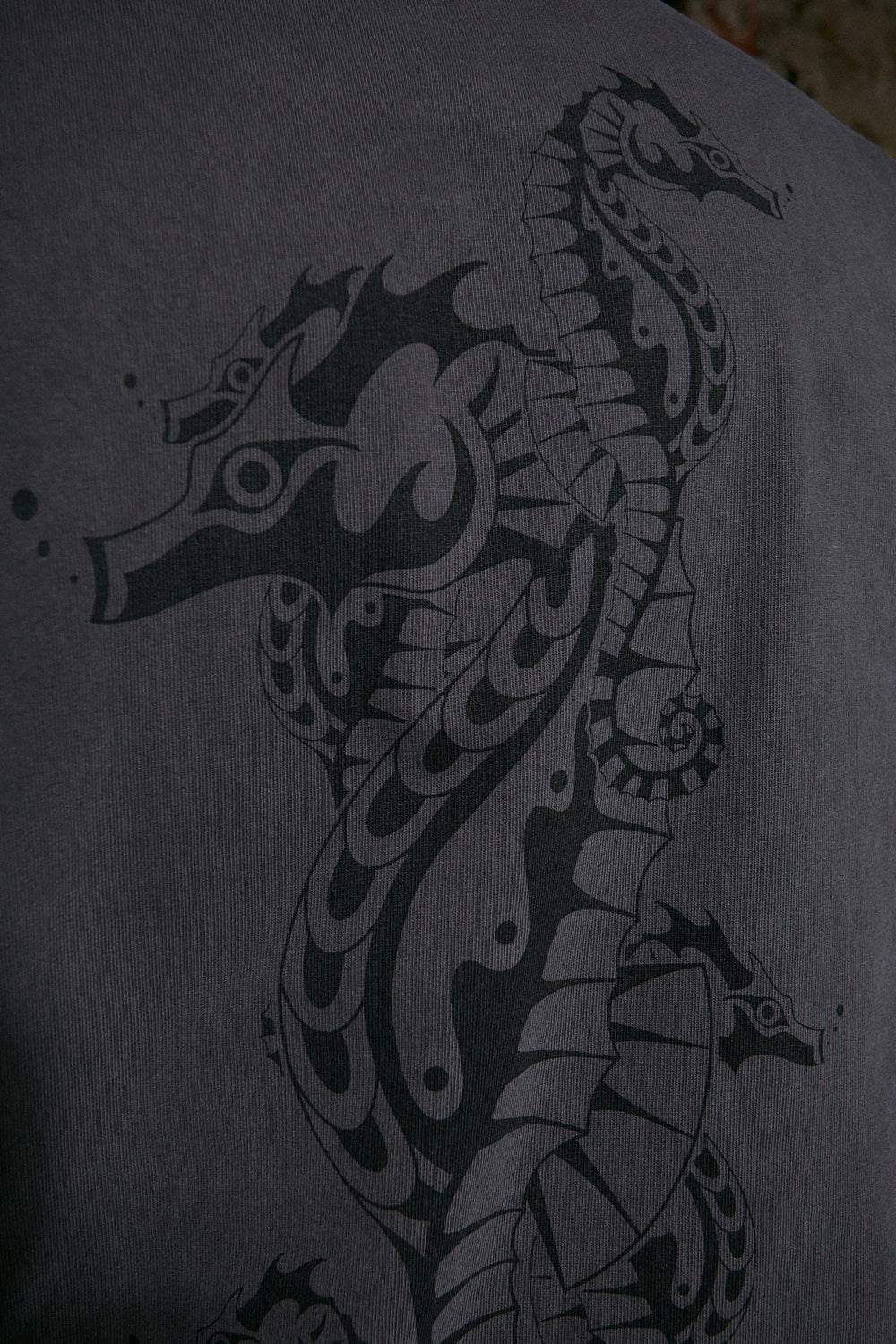 Polera Manga Corta 250gr Hombre SeaHorse Gris | Francisco Chaone