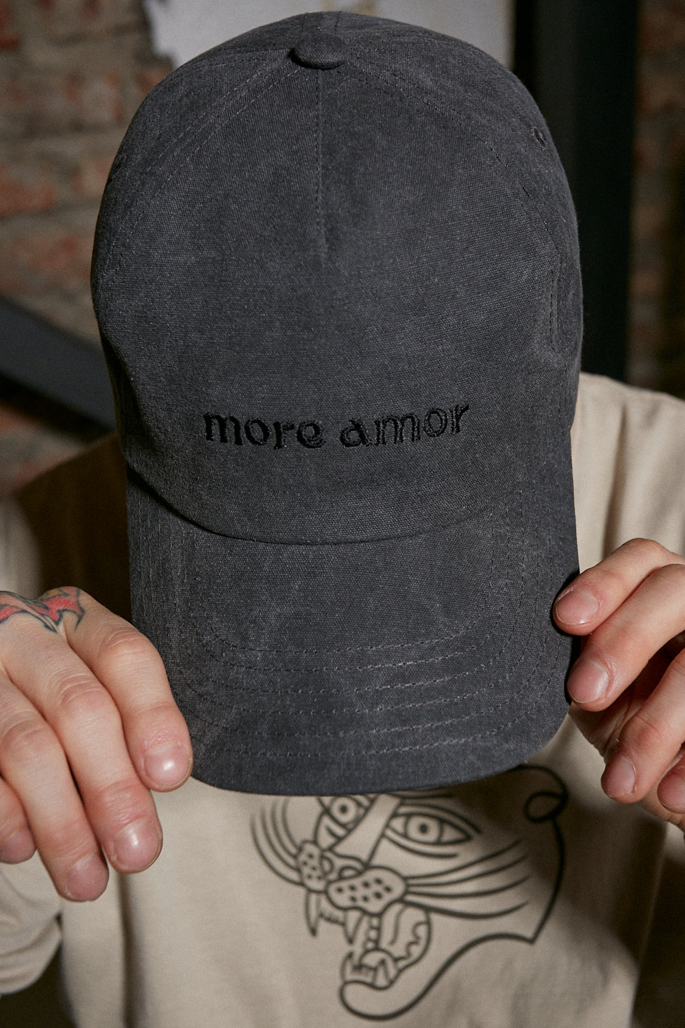 Jockey Ball Cap Gris | More Amor