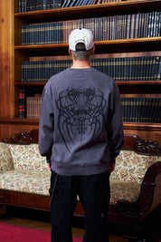 Crewneck Sin Gorro Neotribal Spine Gris | Simon Noctem