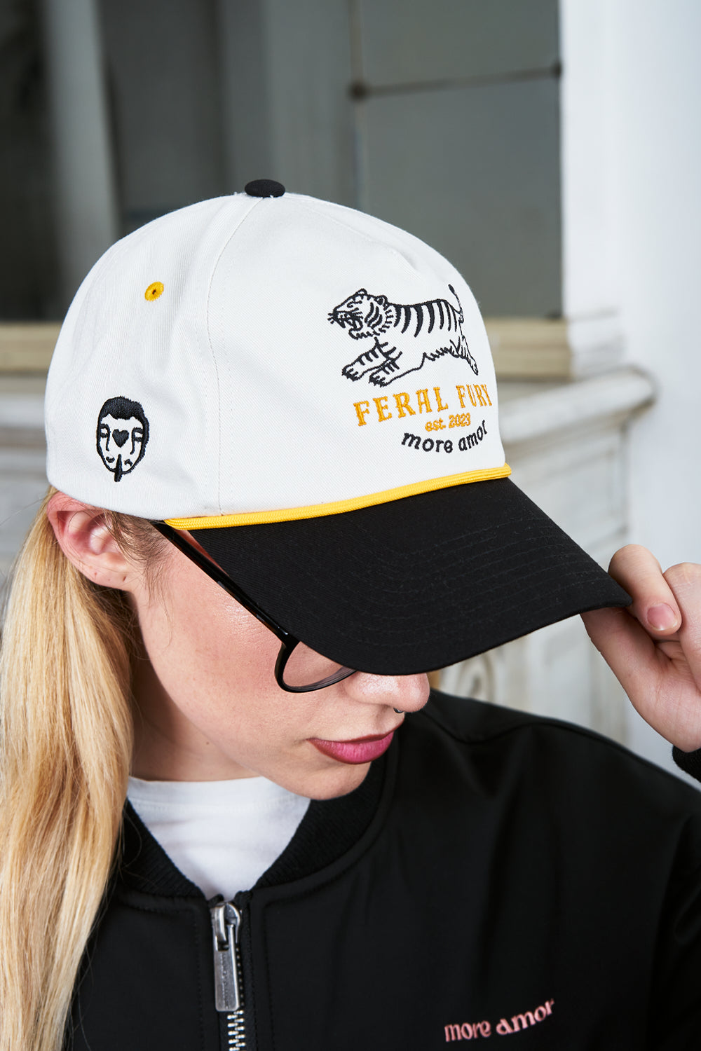 Jockey Feral Fury Ecru | DimeDarko