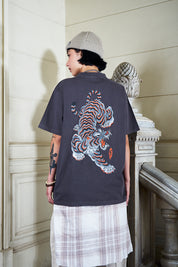 Polera 250 gr Japanese Tiger Gris | Pablo Esquivel