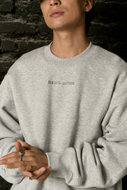 Polerón Crewneck Written Gris Hombre | more amor