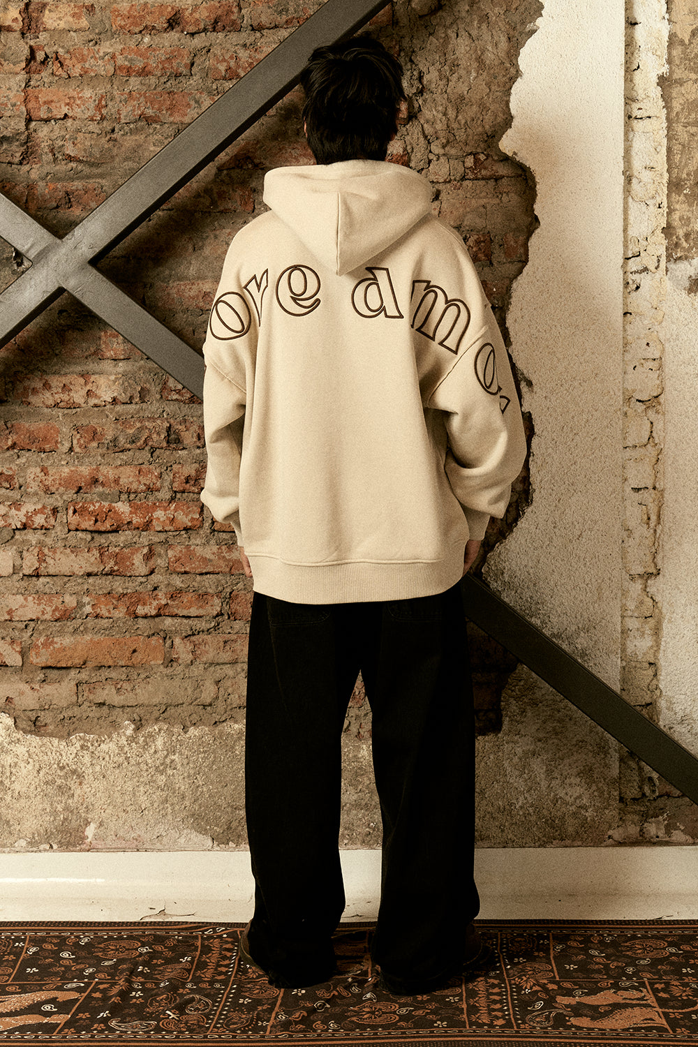 Polerón con Gorro Full Back Ecru Hombre | more amor