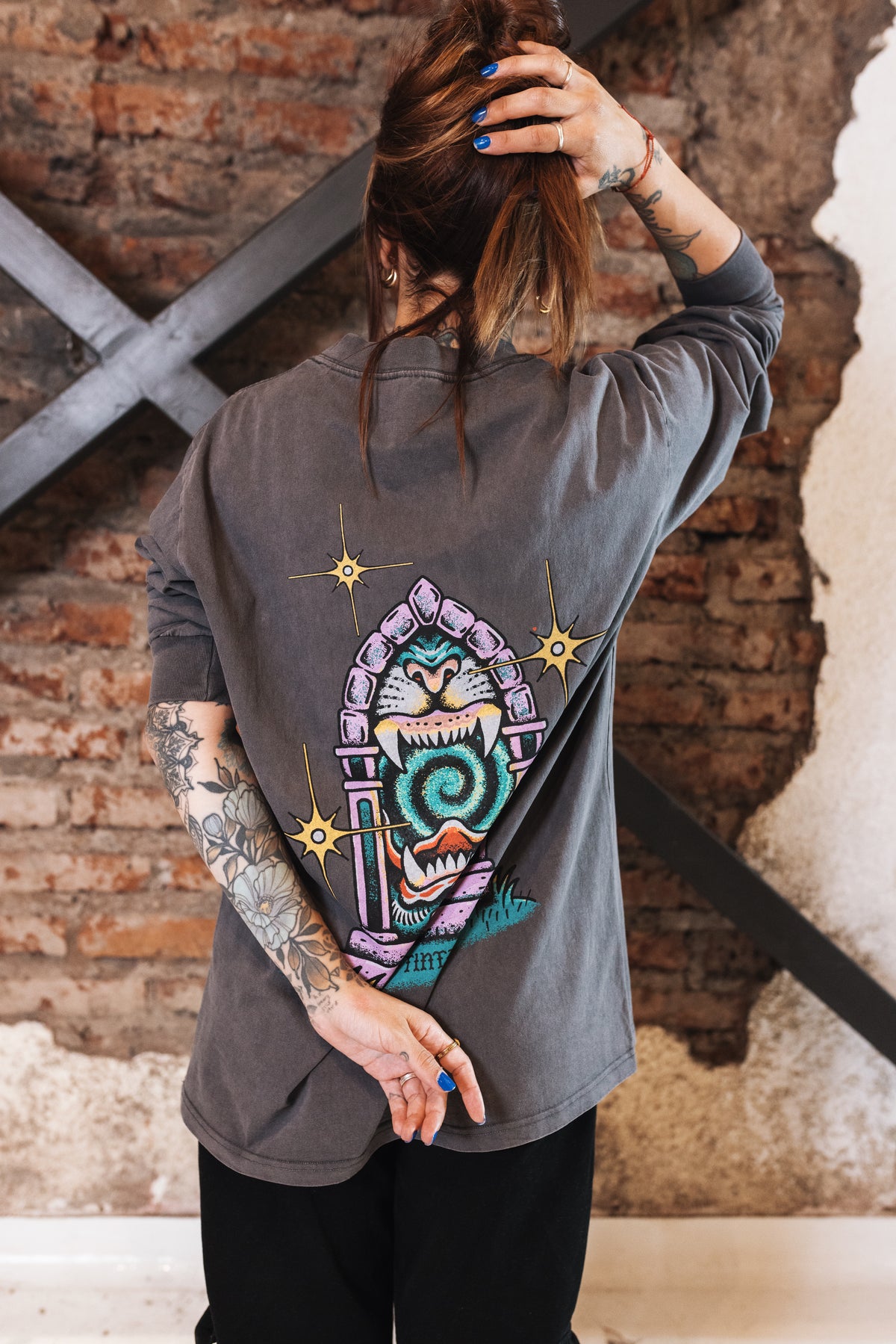 Polera Heavy Manga Larga Mujer Tiger Portal Gris | Tomastinta