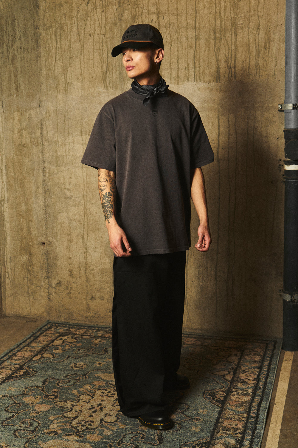 Polera Filigree Gris | more amor