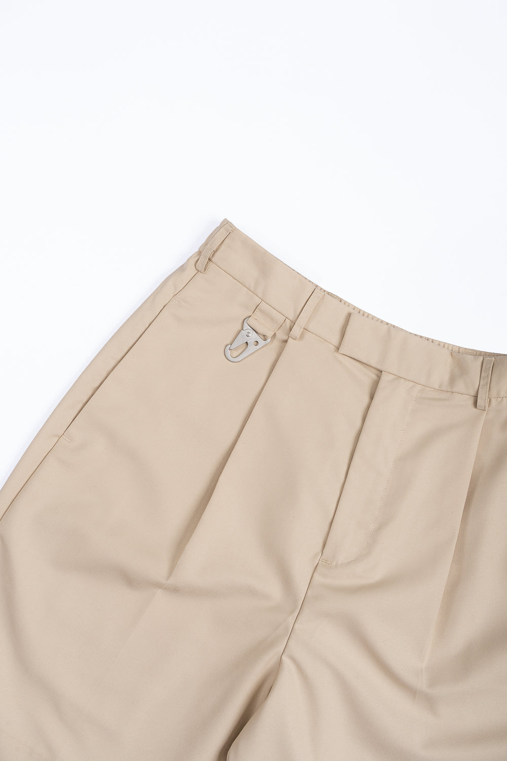 Short Classy Basic Ecru | more amor