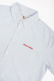 Camisa MC Classy Stripes Boxy Fit Celeste | more amor