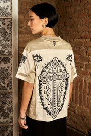 Polera Burning Cross Ecru Mujer | DimeDarko