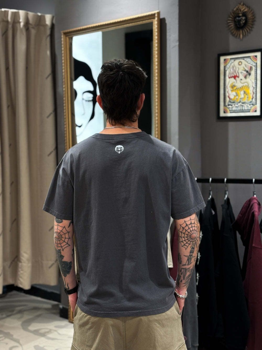 Polera 200gr Dragon Gris Regular Fit | Vika