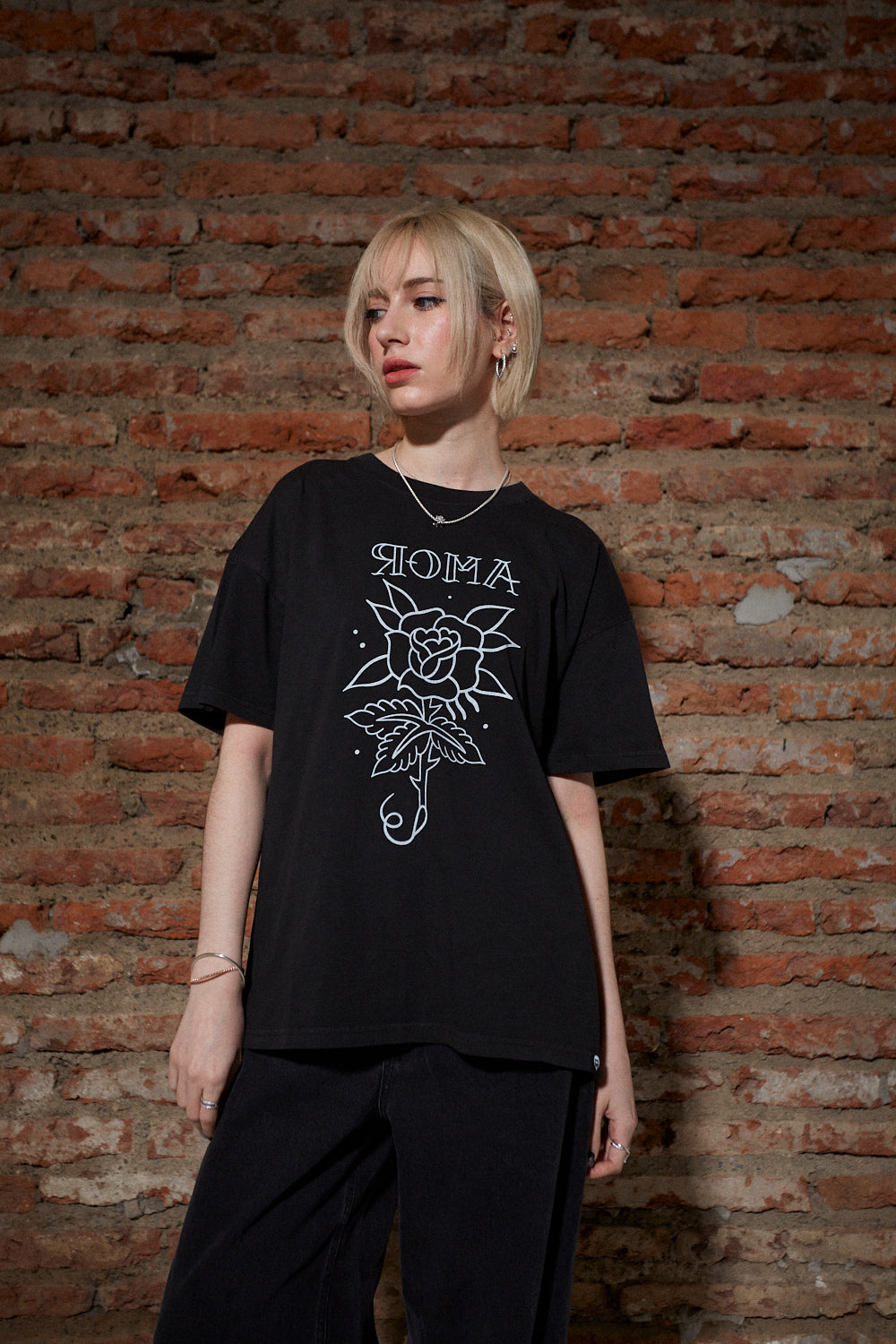 Polera 200gr Roma Negra Regular Fit | Max Puga