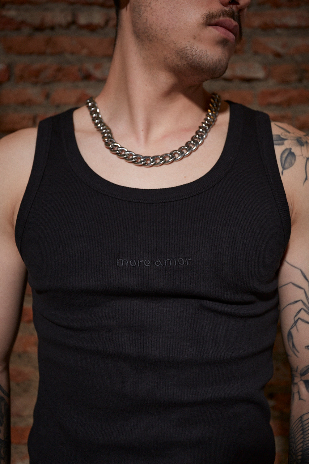 Polera Sin Mangas Negra | More Amor